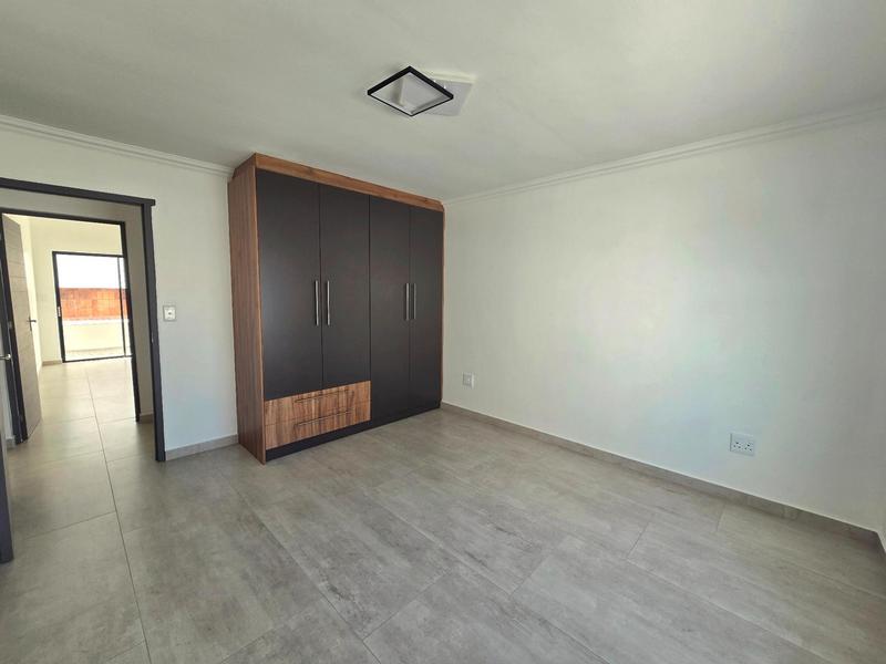3 Bedroom Property for Sale in Britannia Bay Western Cape